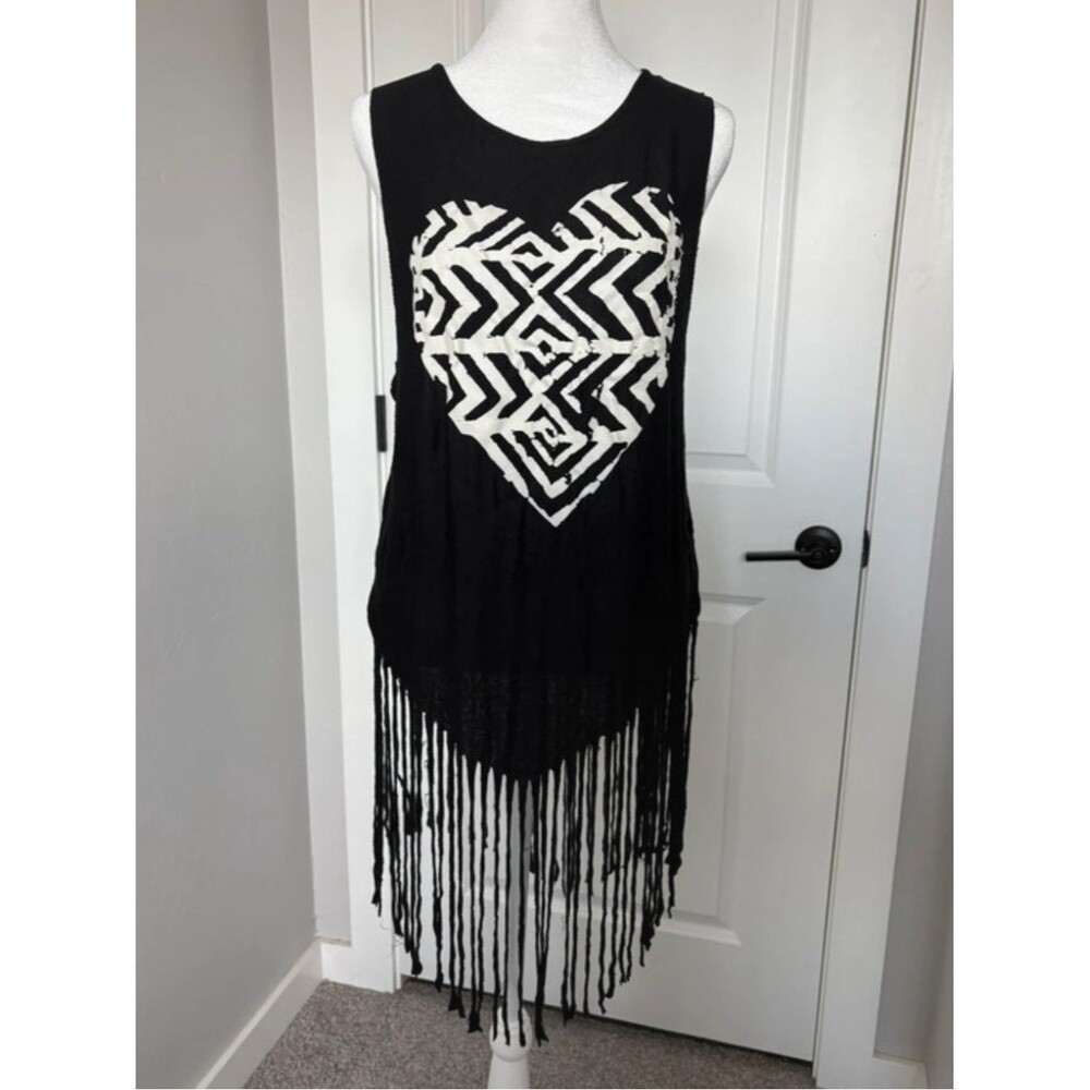 Living Doll Black Fringe Tank with Metallic Gold Heart XL white top
